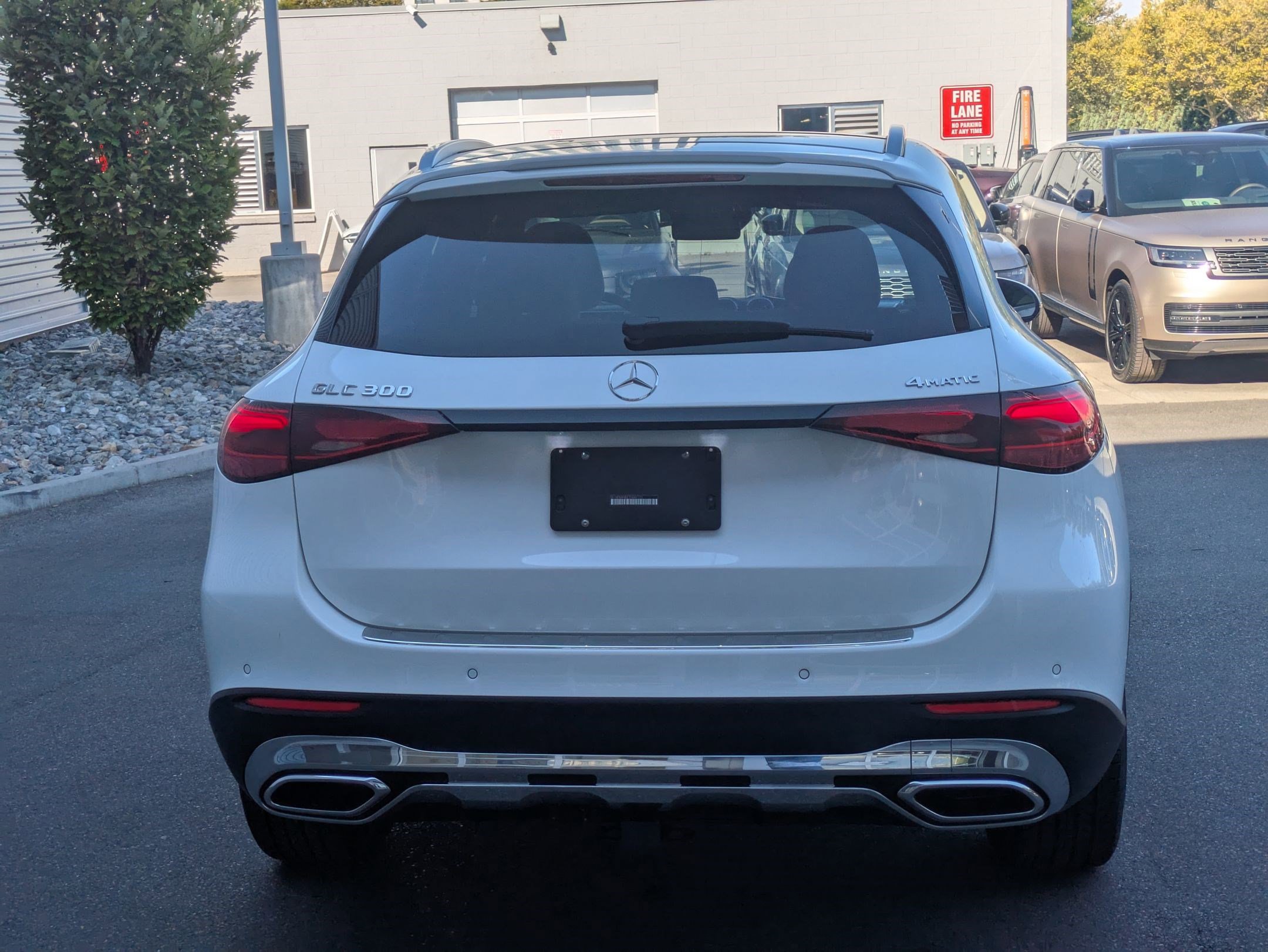 2026 Mercedes Benz GLC 300 4MATIC photo 4