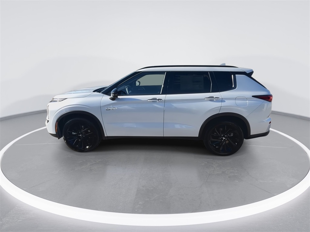 2025 Mitsubishi Outlander PHEV SEL Black Edition photo 5