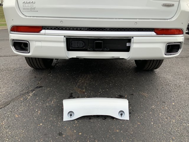 2025 Jeep Grand Cherokee L Summit photo 2