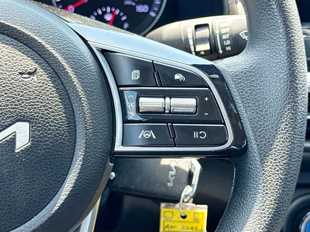 2023 Kia Forte LXS photo 22