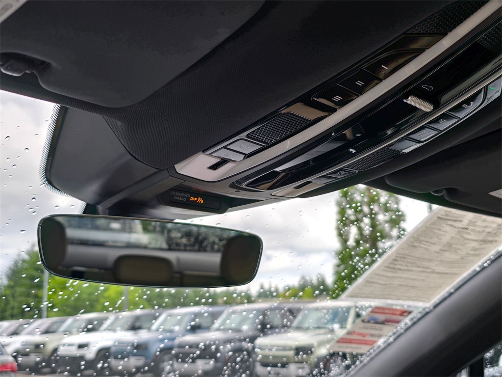 2021 Porsche Cayenne E-Hybrid Coupe Base photo 16