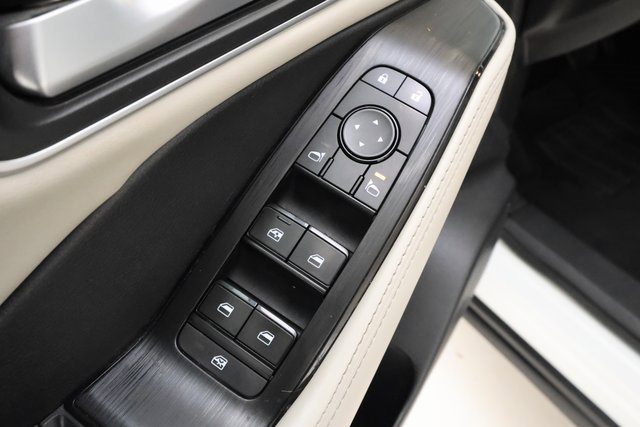 2021 Nissan Rogue SV photo 6