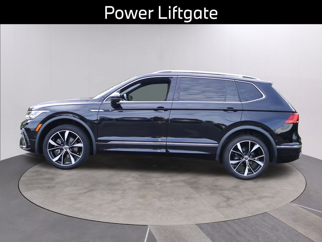 2022 Volkswagen Tiguan SEL Premium R-Line photo 3