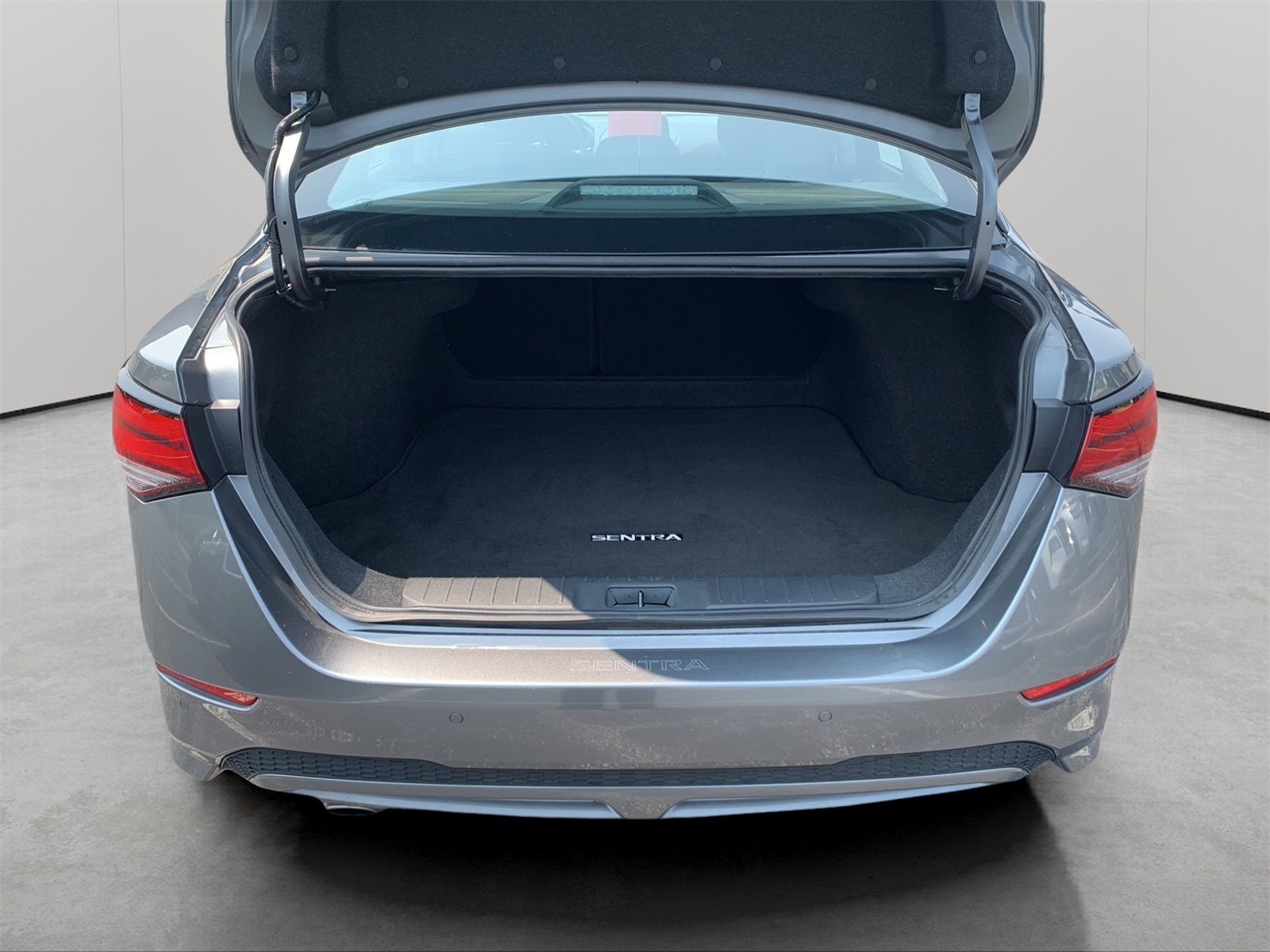 2023 Nissan Sentra SR photo 23