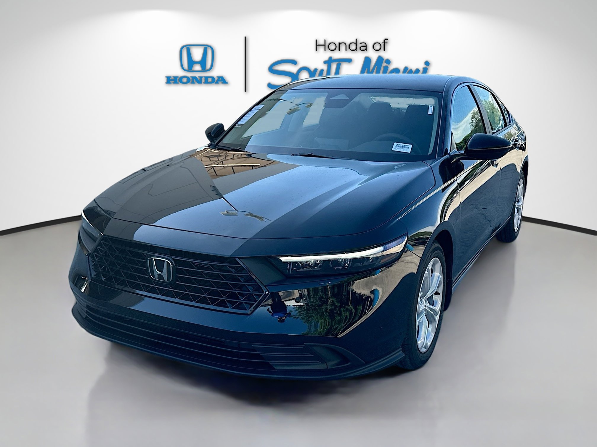 2025 Honda Accord LX photo 3