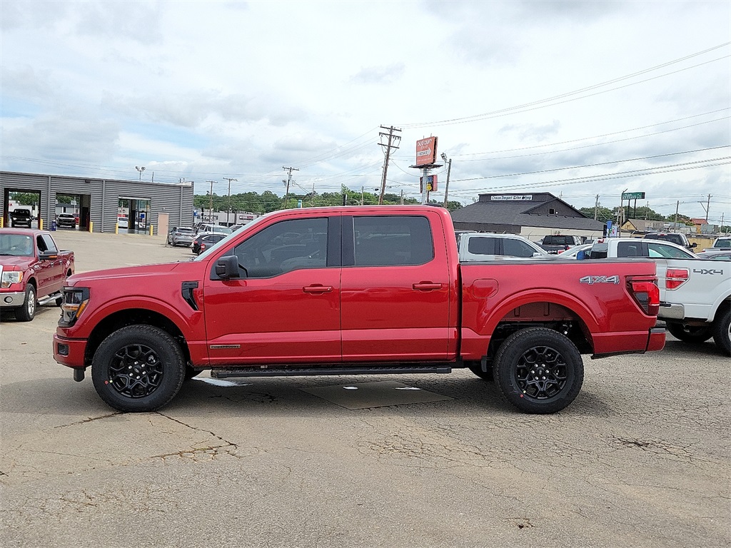 2025 Ford F-150 XLT photo 3