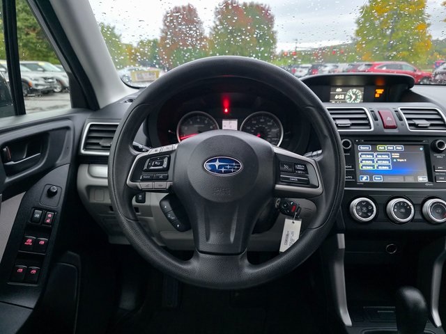 2016 Subaru Forester 2.5i photo 16