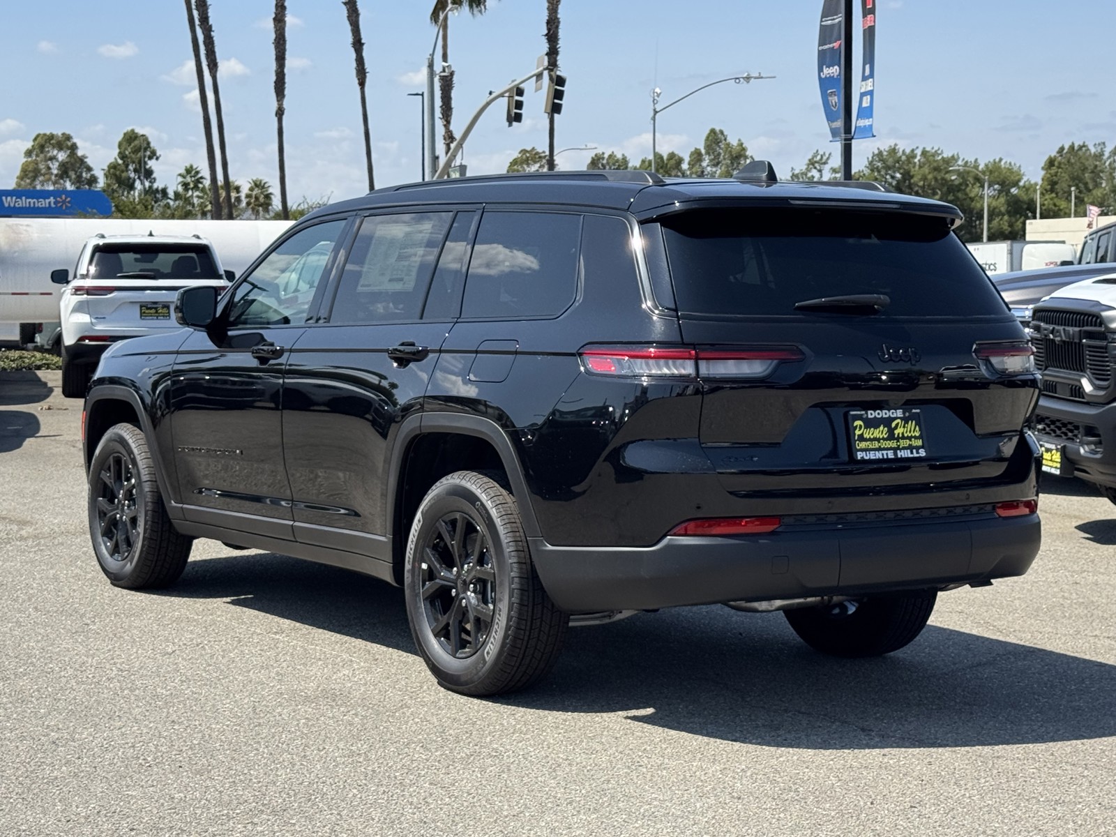 2025 Jeep Grand Cherokee Altitude X photo 2