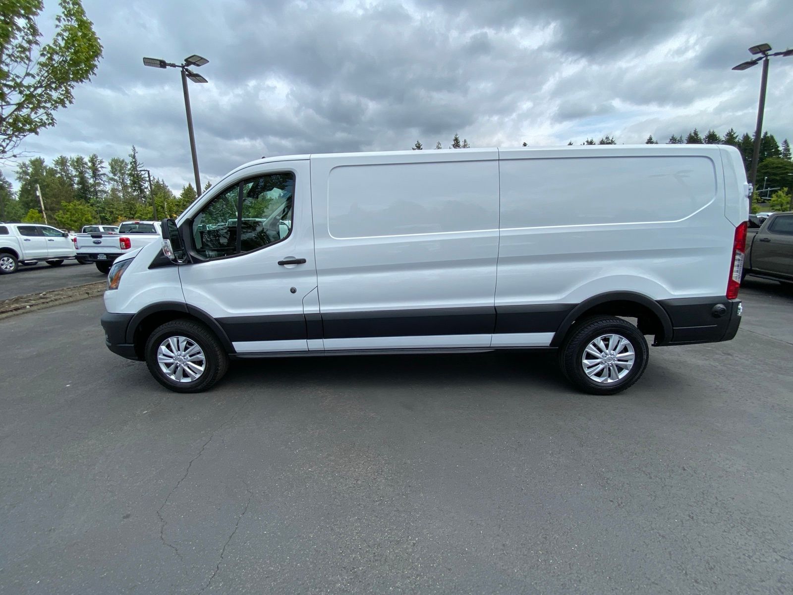 2020 Ford Transit photo 11