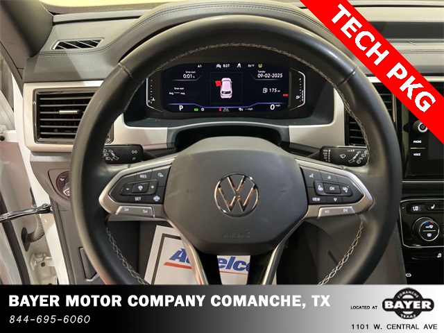 2022 Volkswagen Atlas Cross Sport V6 SE Technology photo 9