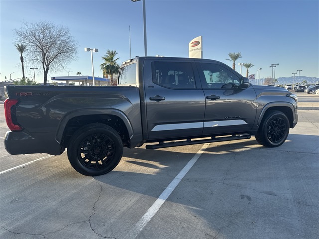 2022 Toyota Tundra SR5 TRD photo 4