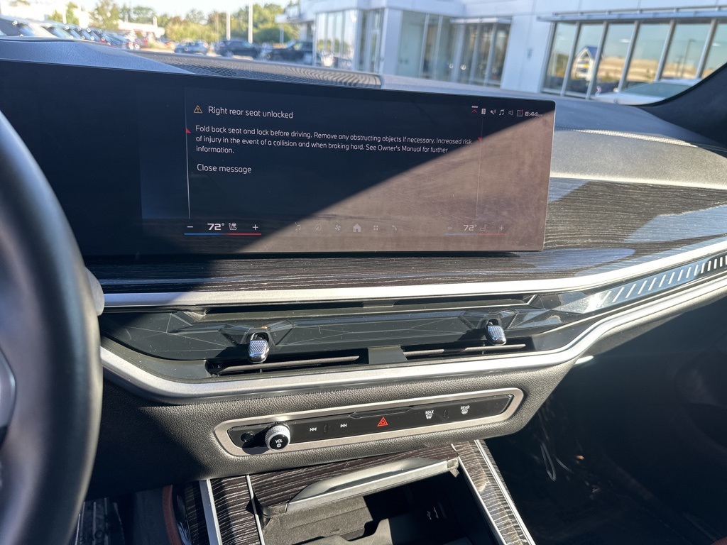 2025 Bmw X7 M60i photo 15