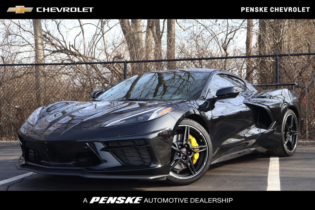 2025 Chevrolet Corvette 2LT's photo