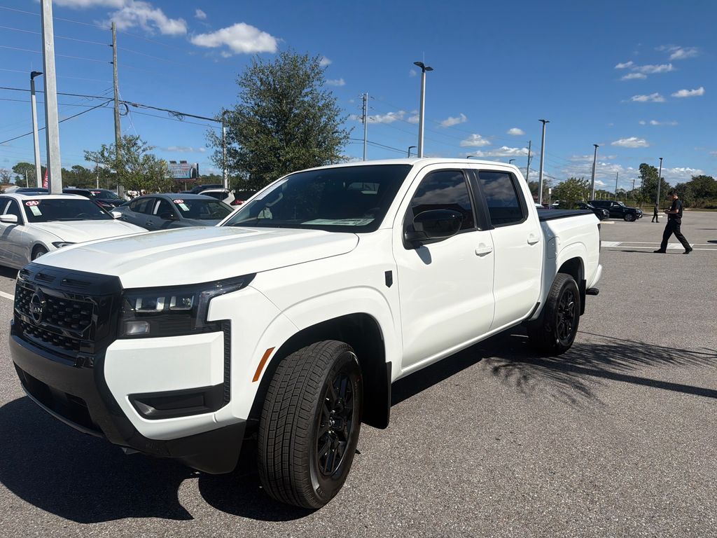 2026 Nissan Frontier SV photo 3