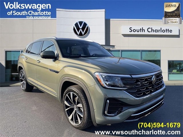 2026 Volkswagen Atlas Cross Sport SEL Premium R-LINE's photo