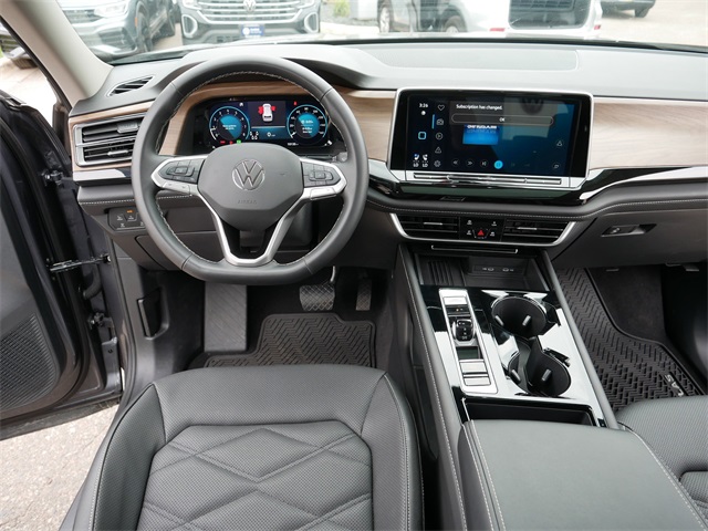 2025 Volkswagen Atlas SE Technology photo 22