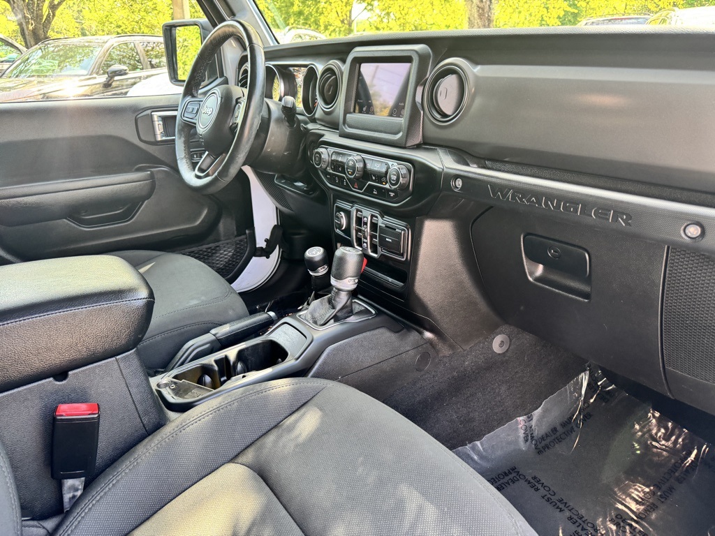 2022 Jeep Wrangler Unlimited Willys photo 8