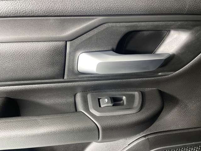 2025 Ram 1500 Tradesman photo 31