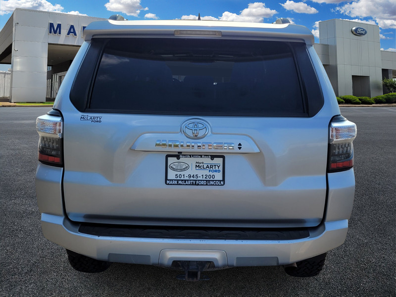 2020 Toyota 4Runner SR5 4WD photo 3