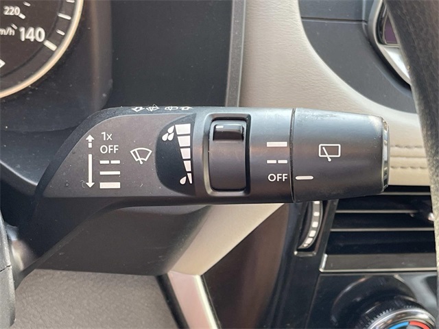 2021 Nissan Rogue SV photo 34