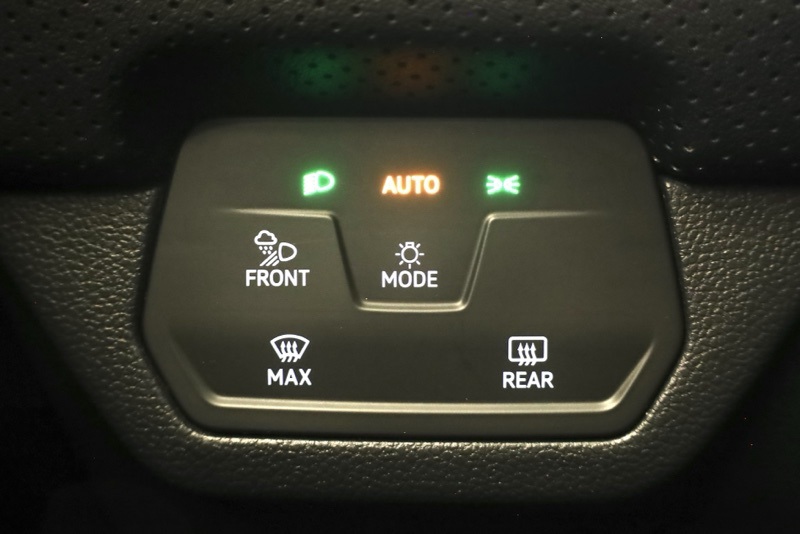 2024 Volkswagen Atlas SEL photo 25