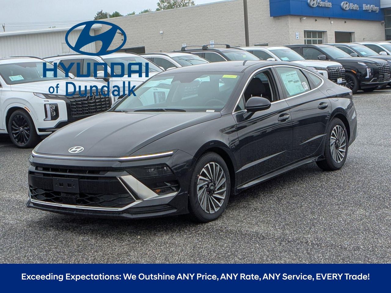 2025 Hyundai Sonata Hybrid SEL photo 2