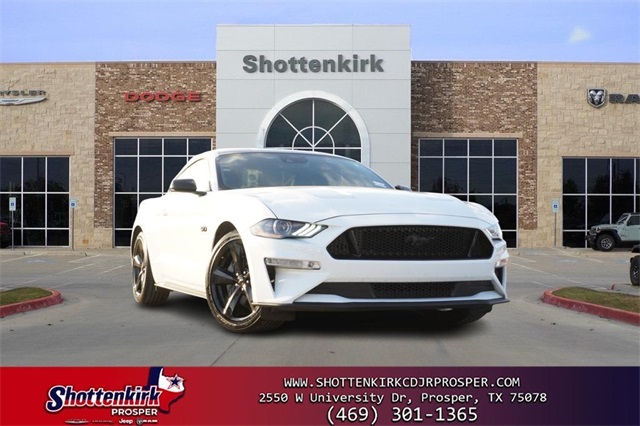 2023 Ford Mustang GT Premium's photo