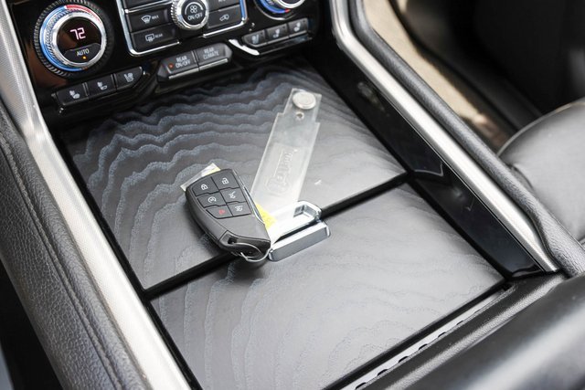2022 Gmc Yukon Denali photo 28