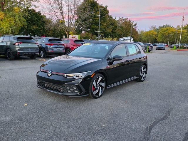 2024 Volkswagen Golf GTI S photo 3