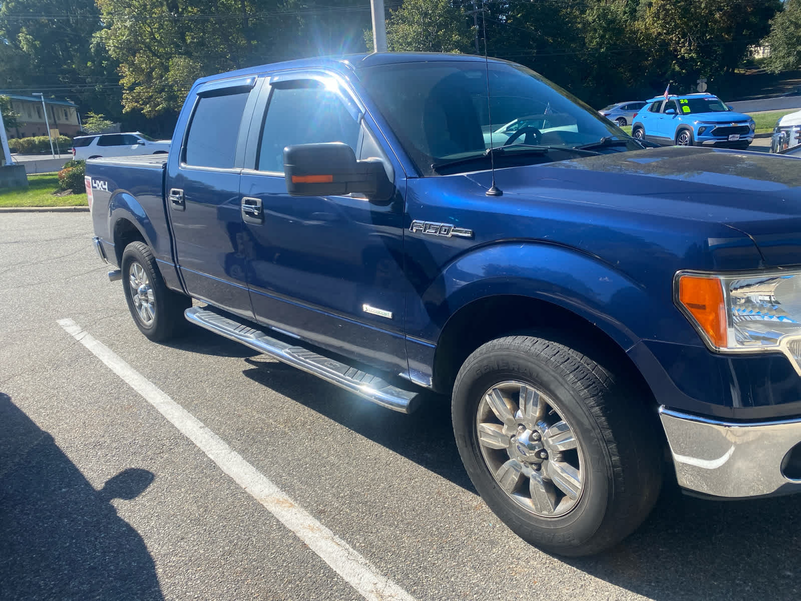 2012 Ford F-150 XLT photo 2