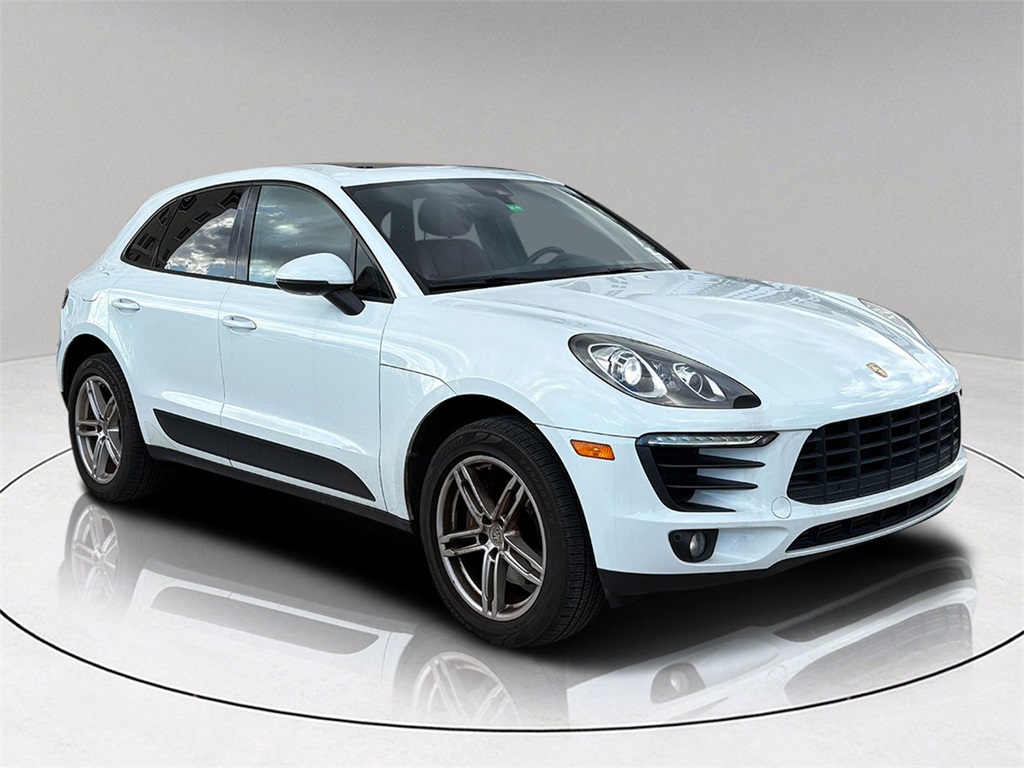2017 Porsche Macan