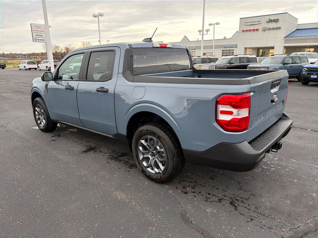 2025 Ford Maverick XLT photo 3