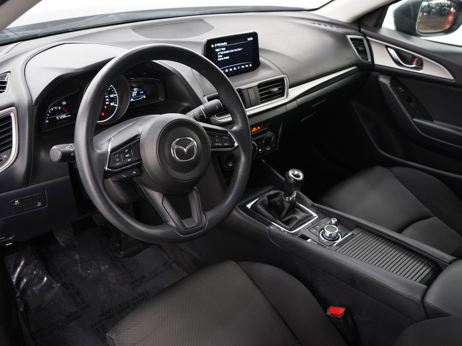2018 Mazda Mazda3 Sport photo 21