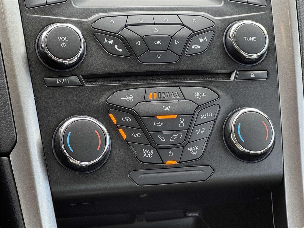 2018 Ford Fusion Hybrid SE photo 19