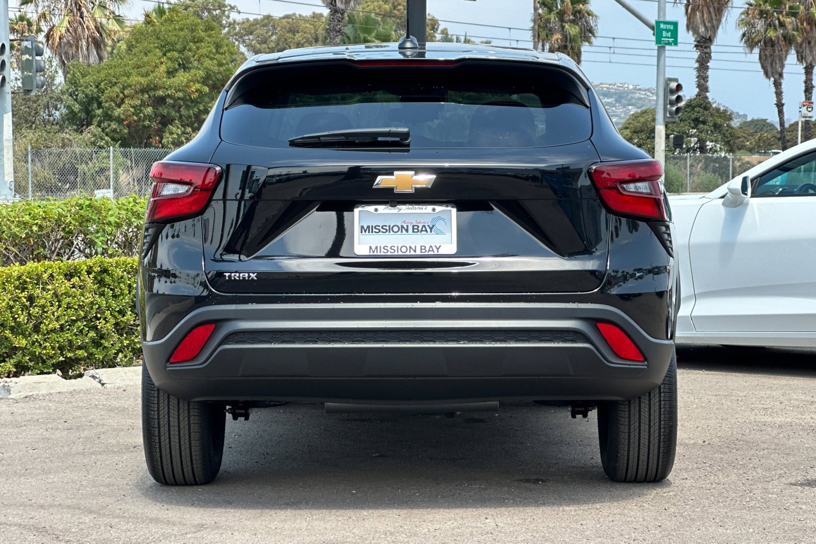 2025 Chevrolet Trax LS photo 3