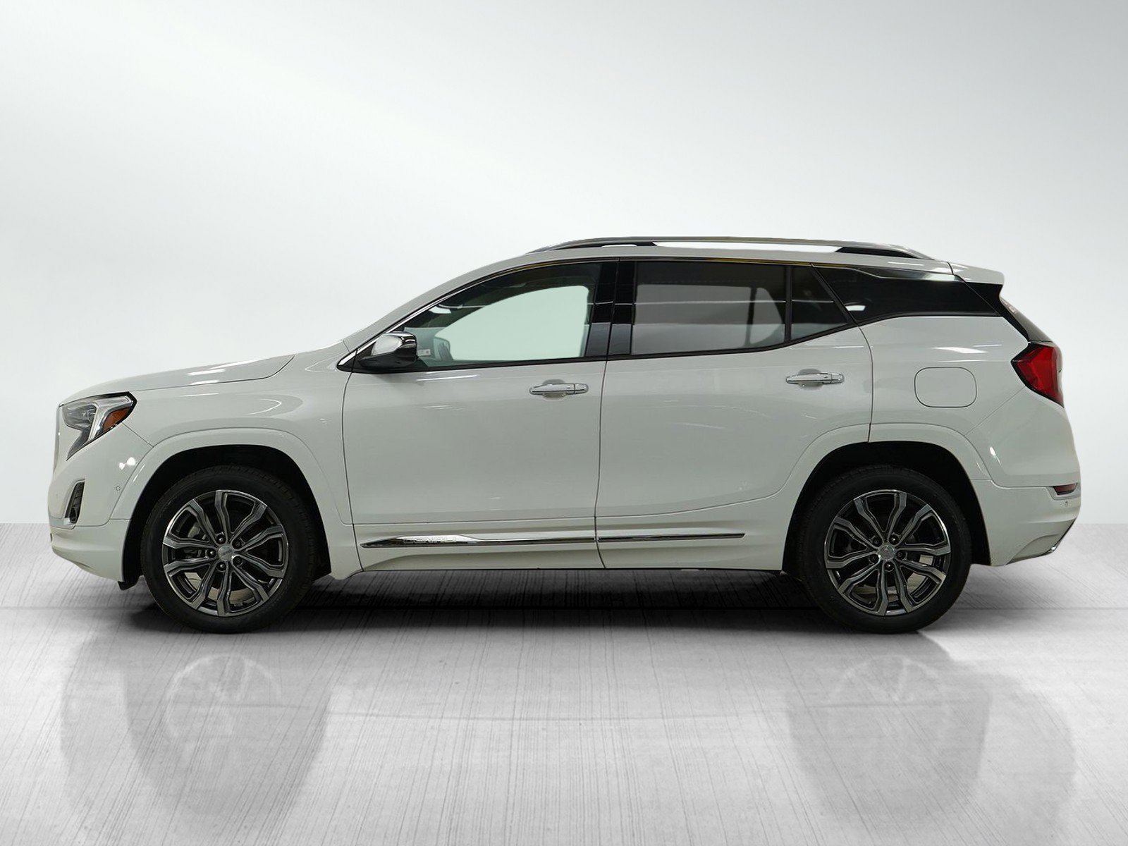 2018 Gmc Terrain Denali photo 2