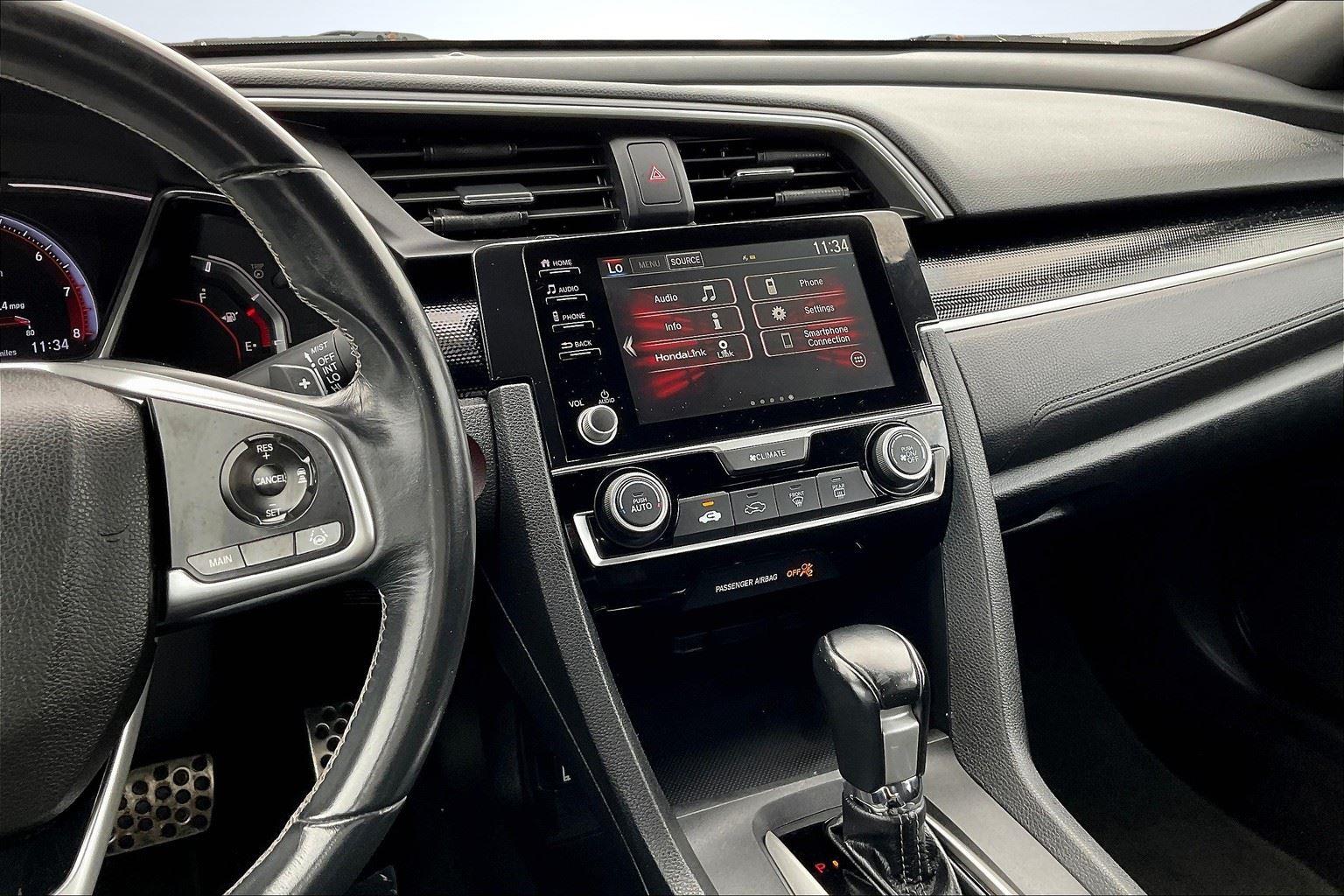 2019 Honda Civic Sport photo 6