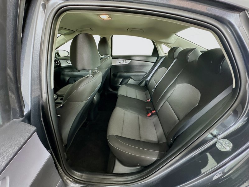 2024 Kia Forte LXS photo 4