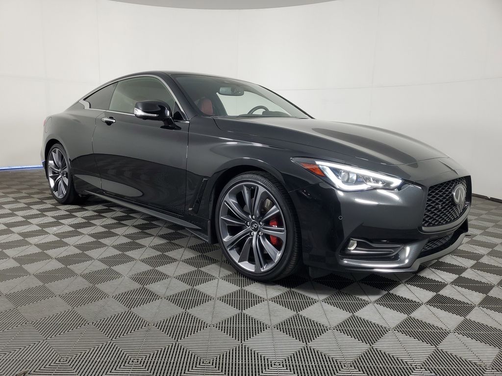 2022 Infiniti Q60 Red Sport 400 photo 2