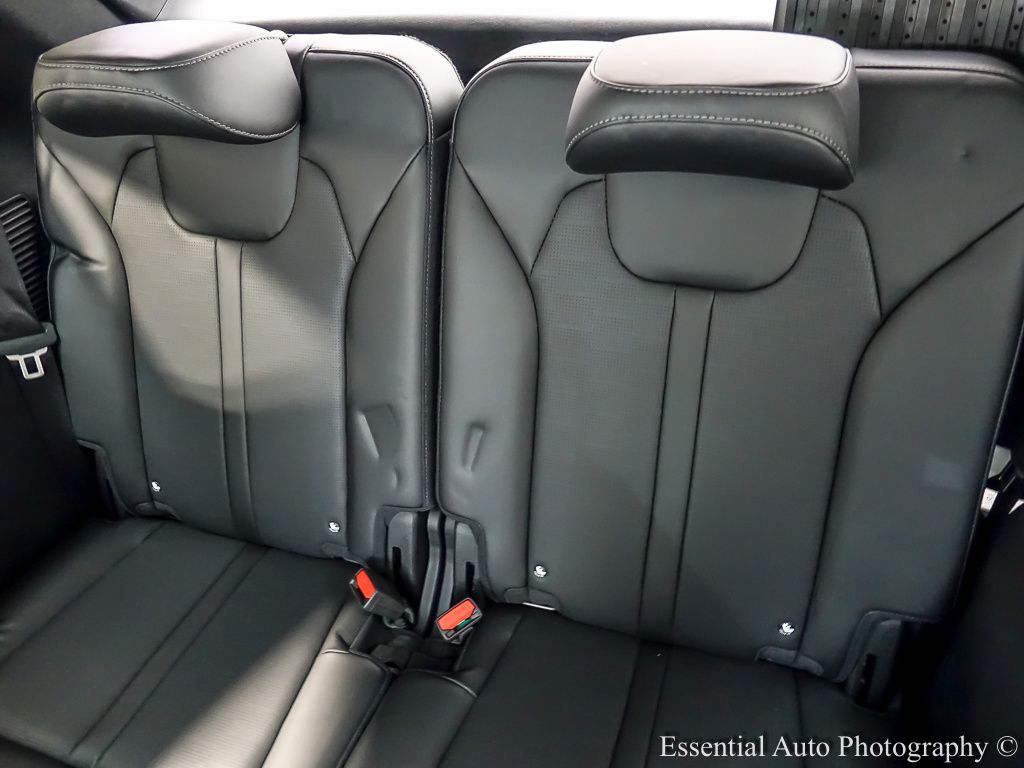 2025 KIA SORENTO - Image 14