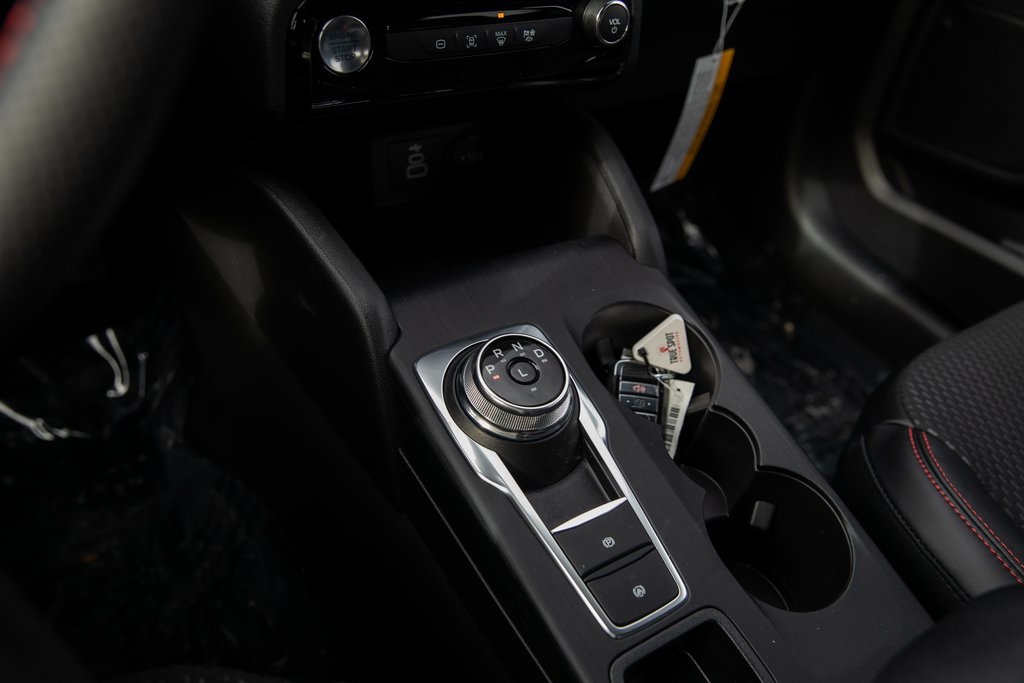 2025 Ford Escape ST-Line Select photo 33