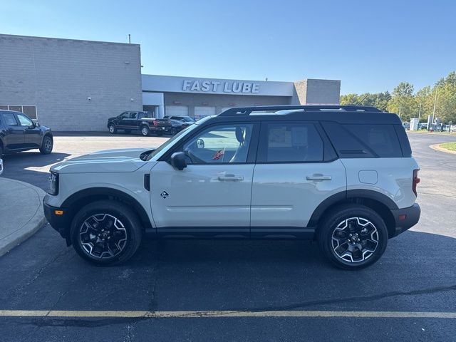 2025 Ford Bronco Sport Outer Banks photo 4
