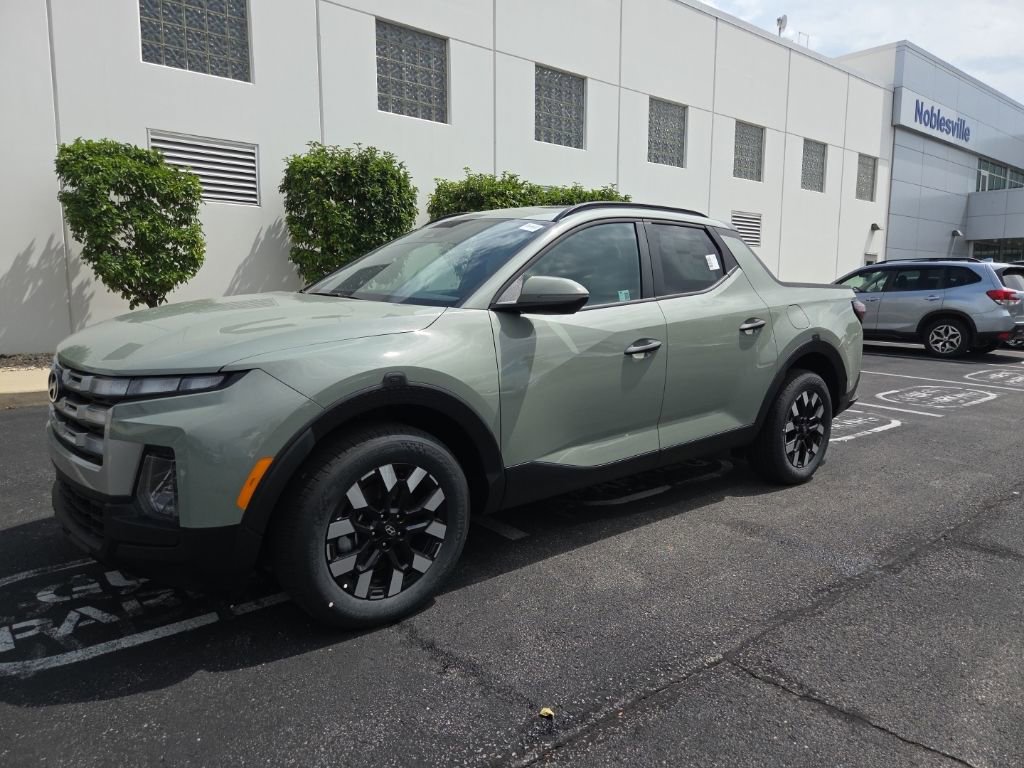 2025 Hyundai Santa Cruz SEL Activity photo 2