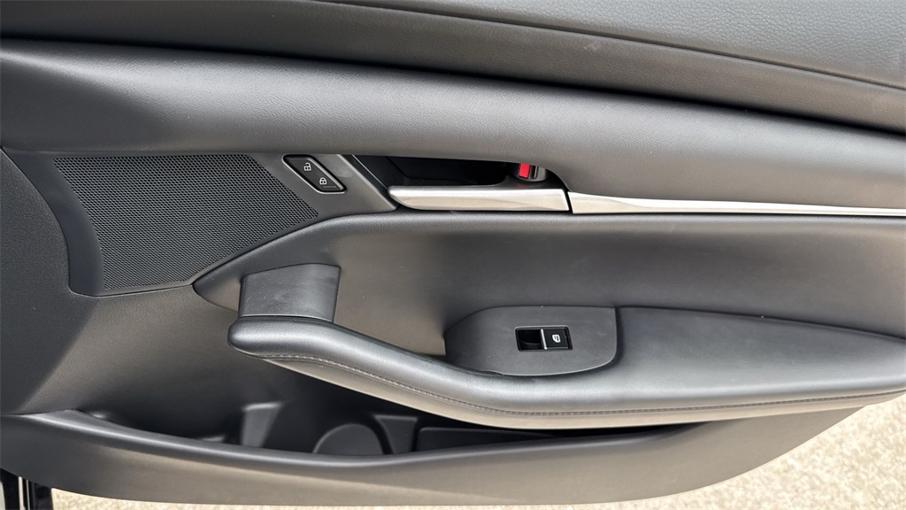 2022 Mazda Mazda3 Select photo 40