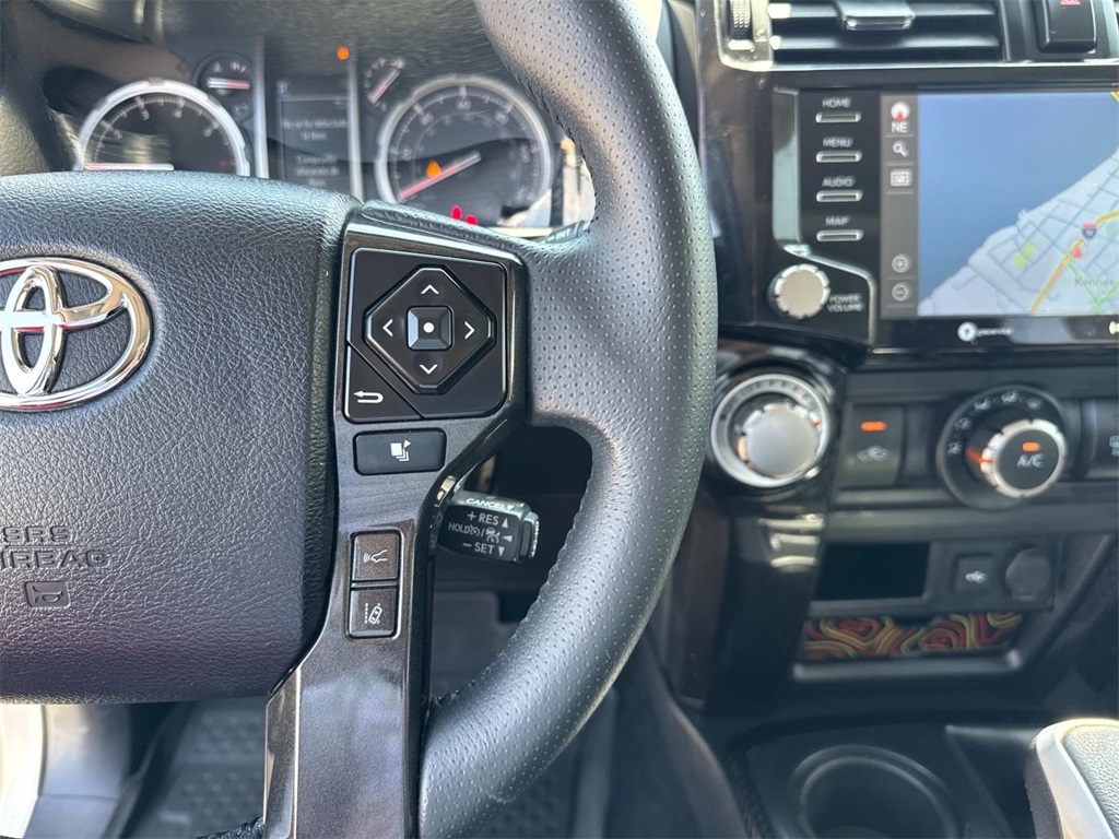 2022 Toyota 4Runner TRD Off-Road Premium photo 24