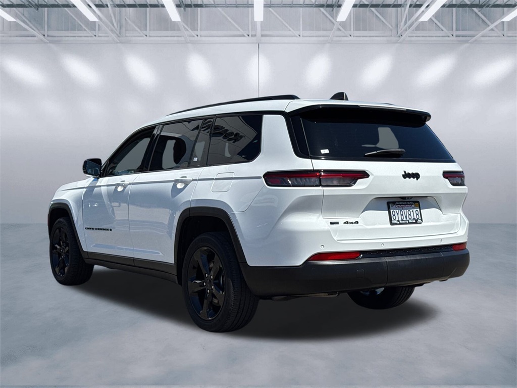 2021 Jeep Grand Cherokee Altitude photo 4