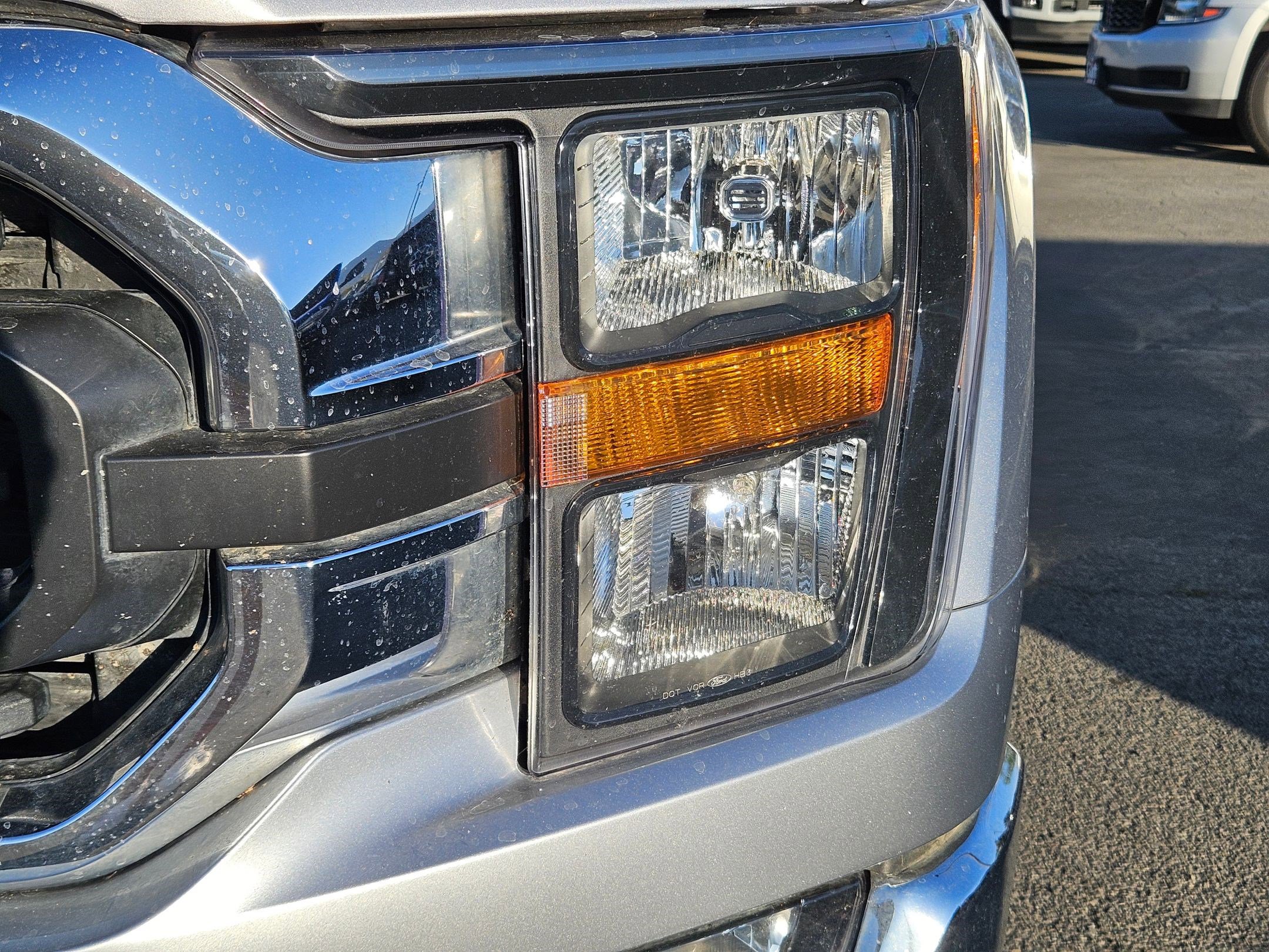 2023 Ford F-150 XLT photo 8