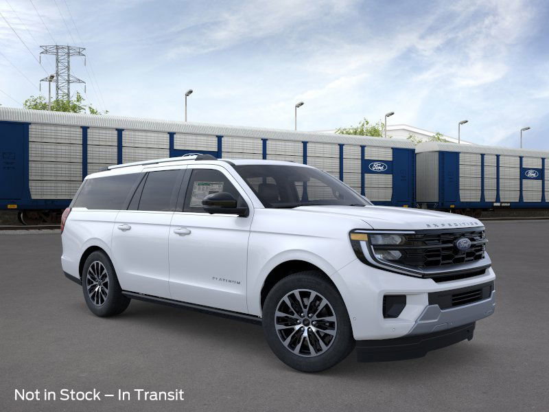 2025 Ford Expedition Platinum MAX photo 3