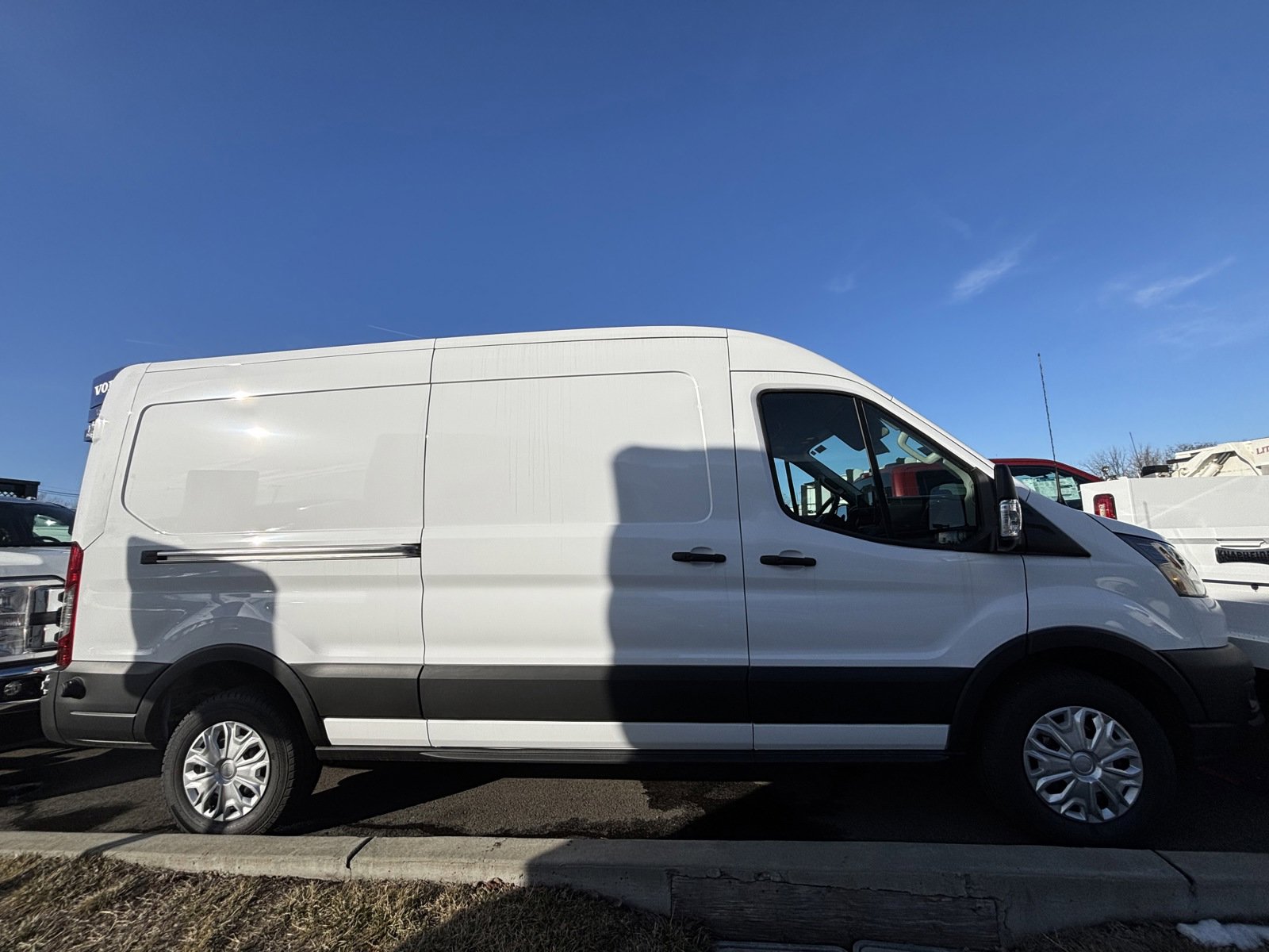 2024 Ford Transit photo 4