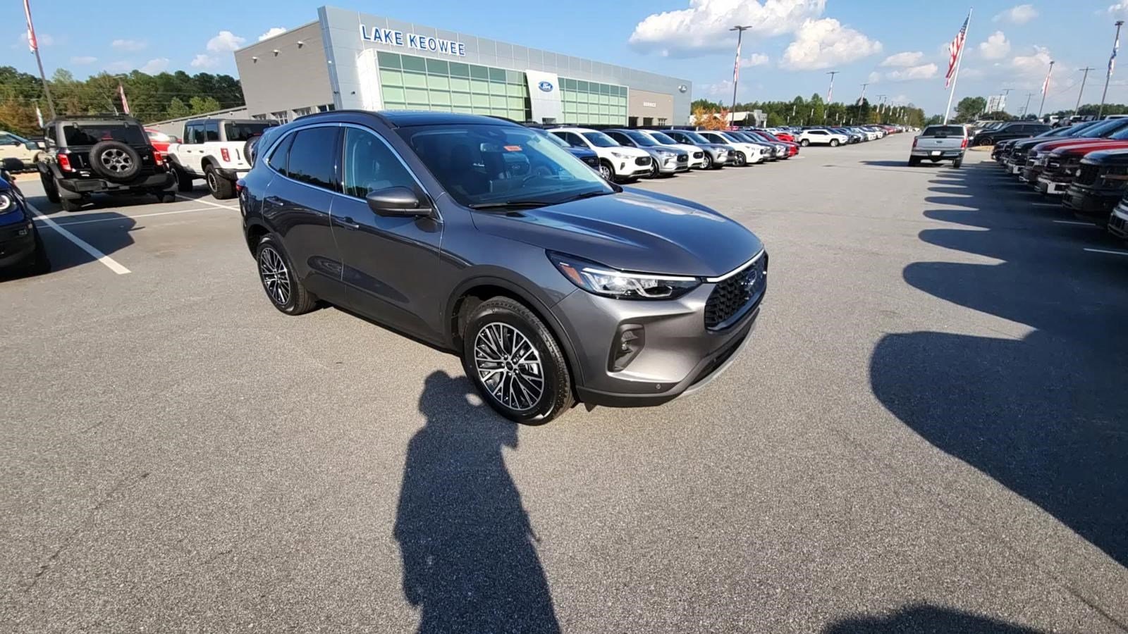 2025 Ford Escape Plug-In Hybrid Base photo 4